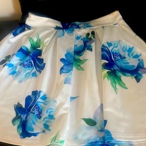 Mini floral silk skirt